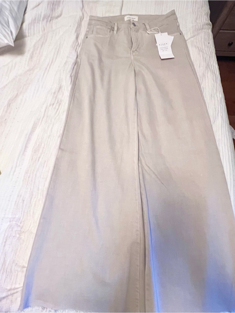 Risen Los Angeles Wide Leg High-Rise Jeans w/ Tummy Control - NWT